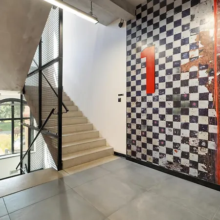 Beautiful White - Beige In By Renters * Вроцлав