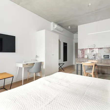 Апартаменты Beautiful White - Beige In By Renters Вроцлав