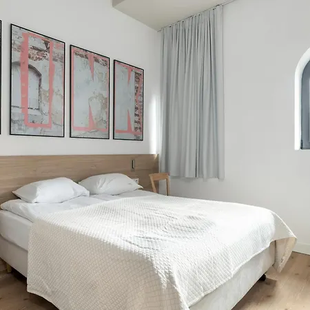 Beautiful White - Beige In By Renters * Вроцлав