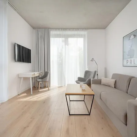 Beautiful White - Beige With Balcony In By Renters Вроцлав